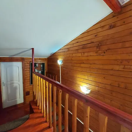 Δωμάτια σε οικογενειακή κατοικία Labirint Chateau