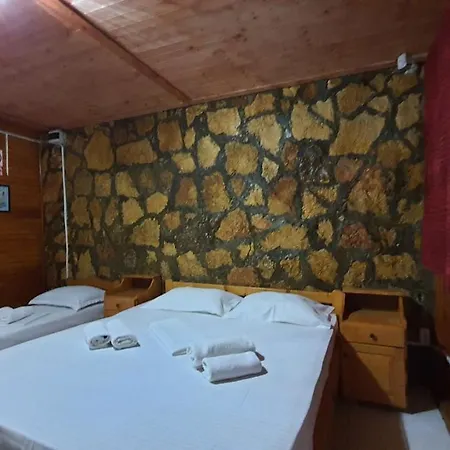 Labirint Chateau Vama Veche