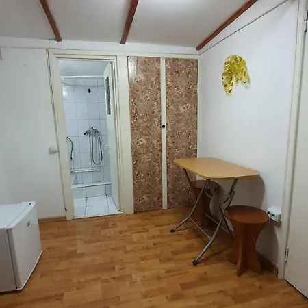 Homestay Labirint Chateau *